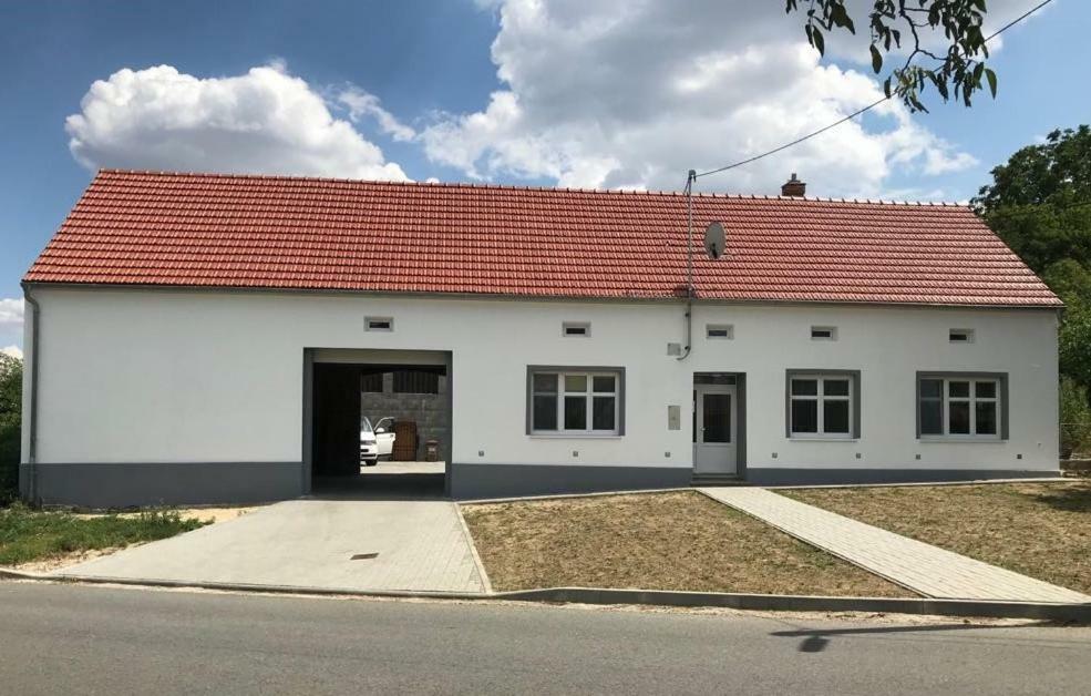 Stavesice Moravske Toskansko מראה חיצוני תמונה